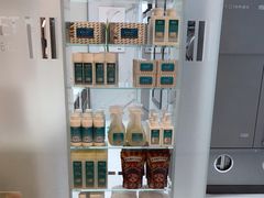 -福奈特洗衣·洗鞋·奢侈品护理(苏河湾店)