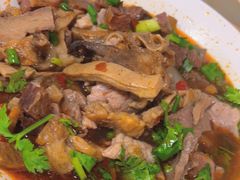 -江三王记牛杂馆(总店)