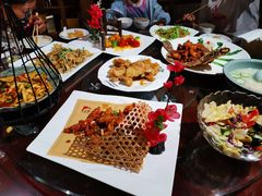 -东来菜馆•手抓海鲜家常菜•海鲜锅贴(鸽子窝店)