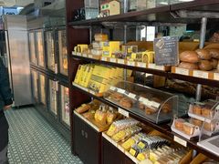 面包甜点陈列柜-安德鲁饼店(总店)