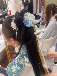 -一揽芳华汉服旗袍体验馆(拙政园店)