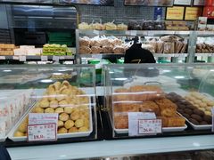 面包甜点陈列柜-闻酥园(青羊区文殊坊店)