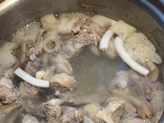 -喃喃椰·糟粕醋·椰子鸡火锅(七堡花园店)