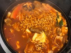 -烤路里·韩国品质自助烤肉(石路天虹4号店)