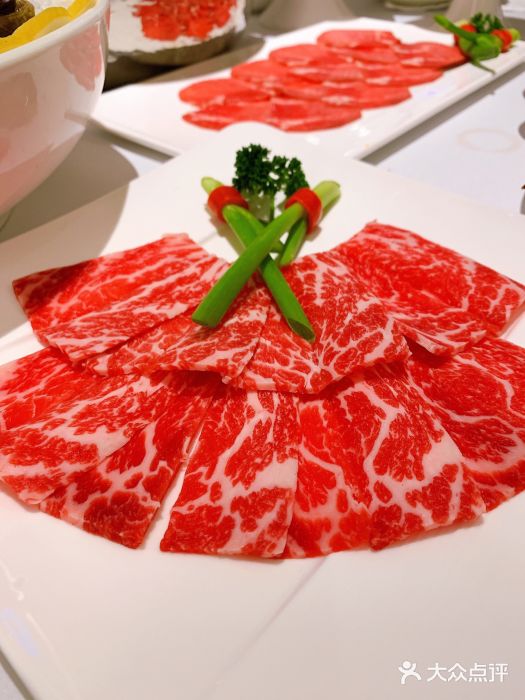 红雀围·海鲜火锅(陆家嘴中心店)澳洲手切雪花和牛图片