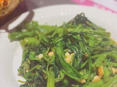 飞天酱炒通菜-新越盏·东南亚料理(捷登都会店)