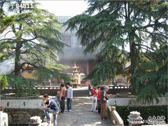 -灵岩山风景区