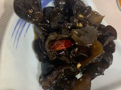 凉拌木耳-簋街老徐龙虾馆(簋街总店)