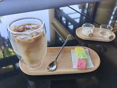 -亚龙湾喜来登·美景台大堂吧