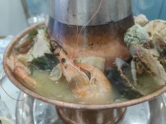 -一口猪海鲜浑锅·东北家常菜