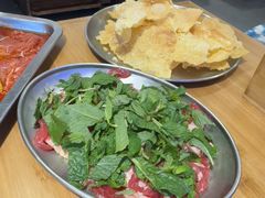 -洱火云南酸菜牛肉火锅(石景山当代商城店)