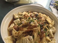 -洞背山庄(洞背院区式管理小区店)