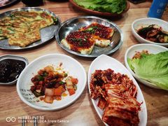 -牛信亭韩国料理·炭火烤肉(紫藤路店)
