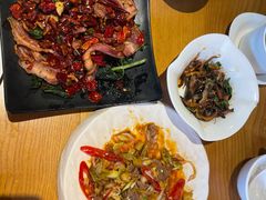 -隔壁老王·家常云南菜(花巷店)