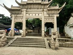 -灵岩山风景区
