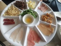 过桥米线-官房大酒店•驼峰自助餐厅
