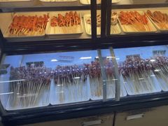 -哈尔滨小酒馆·鲜肉现穿自助烧烤(康新花园店)