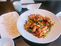 辣椒炒肉-老牌坊鲁菜名店(美莲广场店)