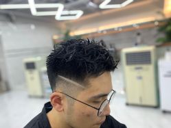 点击看大图 -秦·专注剪发
