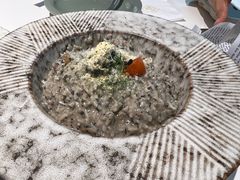 -露露家咖啡店