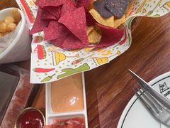 -Famous肥猫墨西哥音乐餐吧(五棵松华熙LIVE店)