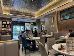-香港新发烧腊茶餐厅(水围店)
