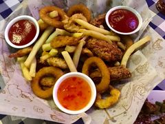 啤酒花园炸品小吃拼盘-巴伐利亚啤酒坊(意式风情街店)