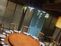包厢-勒马听风(洛邑古城店)