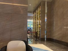 -大连星海皇冠假日酒店