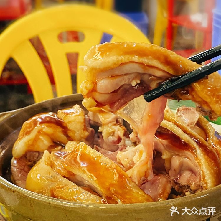 清远热菜榜首位❗️当地人推荐的天桥底餐馆•天桥底鸡煲🐔