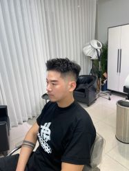 -极剪男士理发