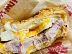 everything全能可颂-Tims天好咖啡·贝果(拉斐尔云廊店)