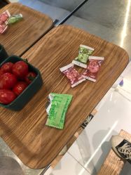 -罗亚帝造型·烫发染发