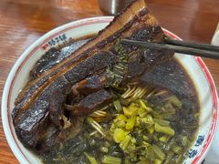 -小龙大肉面馆