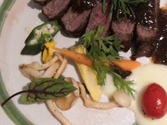 -春树下·树屋花房西餐厅(罍街AS1980店)