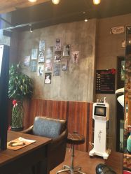 -PE SALON
