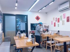 -丽影重庆小面(定西路店)