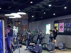 -一兆韦德健身(浦东万达会所)