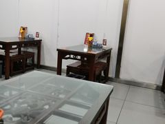 -牛一嘴·兰州牛肉面·大盘鸡(财富中心店)