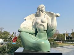 -李自健美术馆