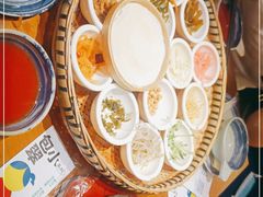 -包整·丝娃娃(一览甲秀楼风景店)