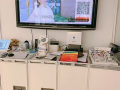 -目艮眼镜SHOWROOM(品牌集合店)