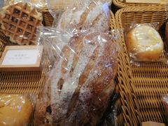 黑米八宝坚果软欧-玥儿弯弯手作烘焙(中海国际社区御城店)