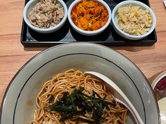 -蟹黄鱼·海派深夜面馆(巨鹿路店)