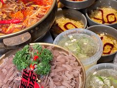 -毛肚向右·川渝毛肚王(经开永旺店)