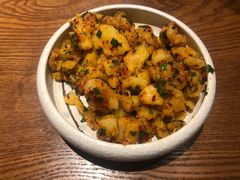 -云海肴·汽锅鸡·云南菜(天山百盛优客店)