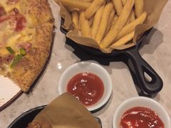 -必胜客(上海新南方商城PH店)