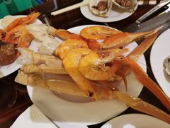 -广州万富希尔顿酒店·感趣自助餐厅·金秋蟹宴生蚝海鲜刺身烧烤