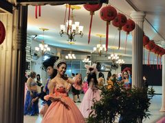 -金东尼人妖秀