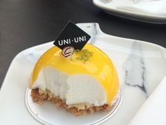 -UNI UNI(环亚凯瑟琳店)